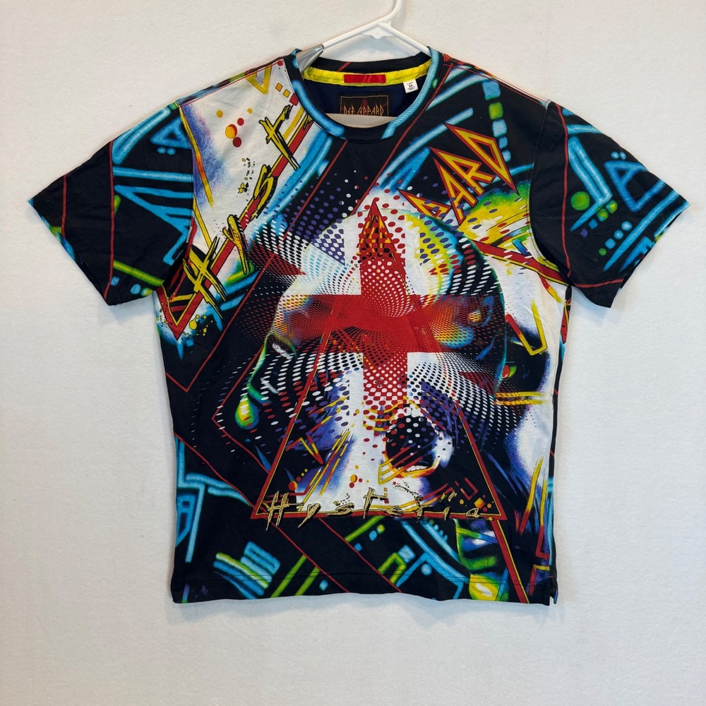 Robert Graham x Def Leppard GODS OF WAR T-shirt sz Medium-Wearable Art 415/474
